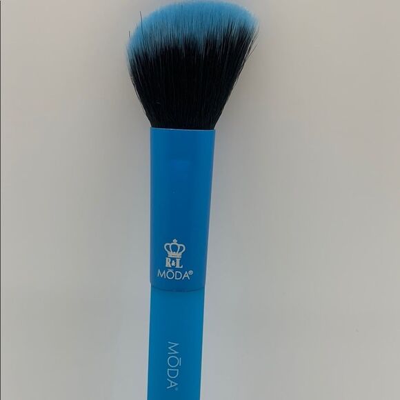 NWT MODA Angle Blush Makeup Brush - Picture 4 of 6